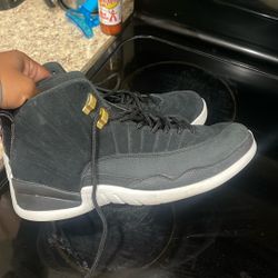 Jordan 12 Reverse Taxis