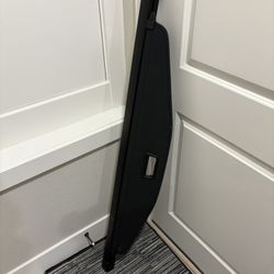 Trunk Cargo Cover For Chevy Chevrolet Equinox GMC Terrain 2018 2019 2020 2021 2022 2023 2024 2025 Retractable Rear Trunk Cargo Luggage Security Shade 