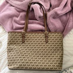 Michale Kors Bag