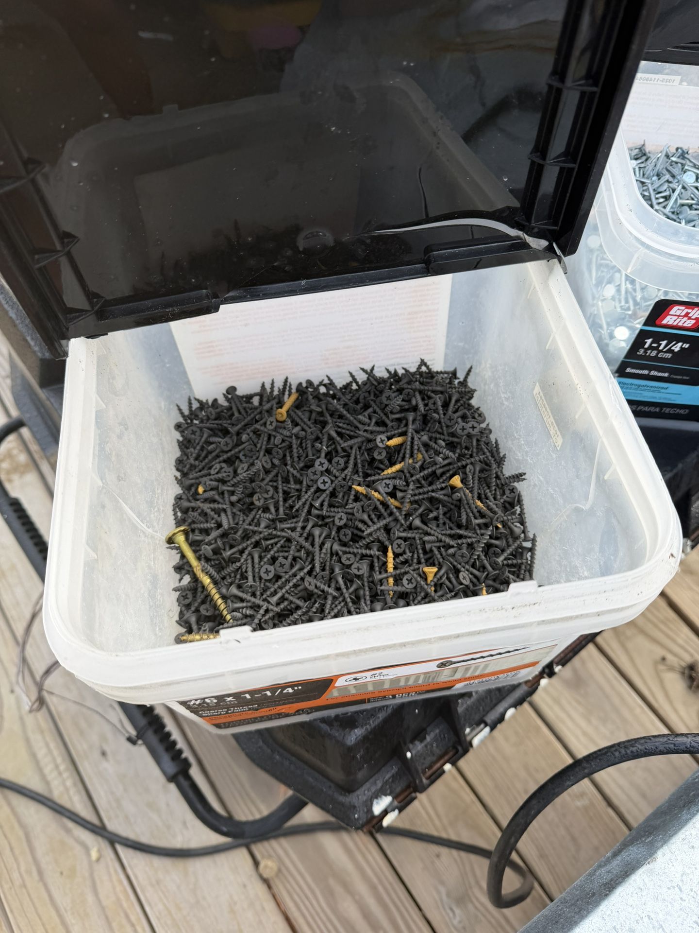 Deck Screws Sheetrock Screws