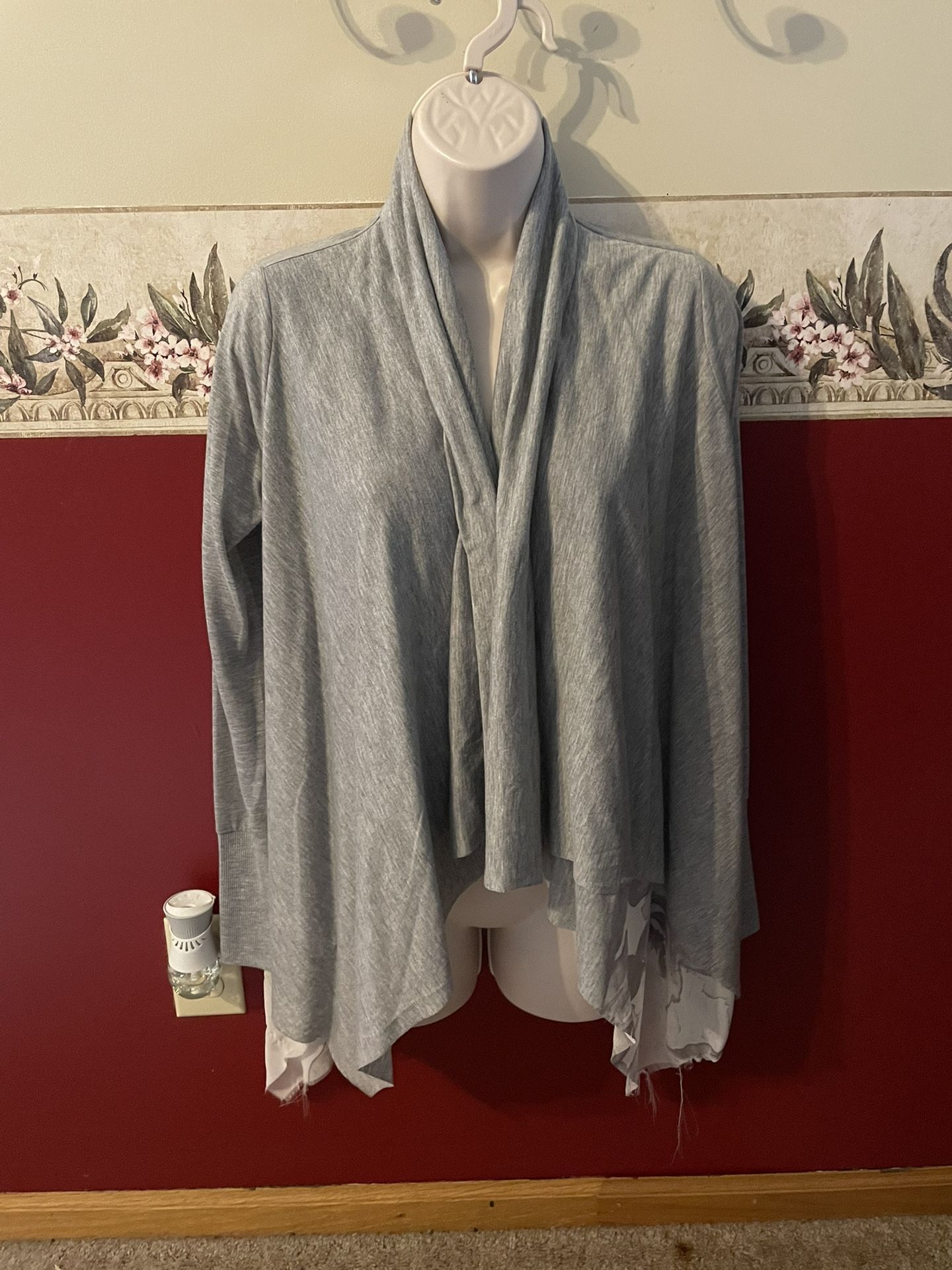 Vera Wang Cardigan