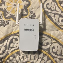 Netgear Wifi Extender Model EX6100v2