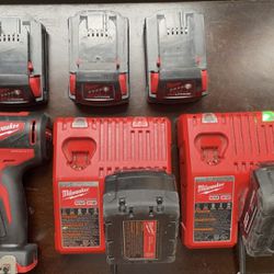 Drill/batteries 