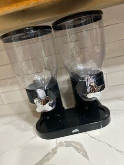 Cereal dispenser
