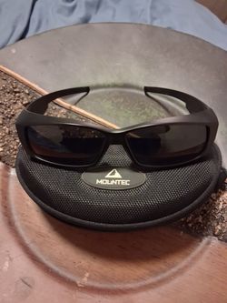 Mountec Sunglasses with Hard Case