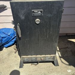 Wide Master Belt Smoker