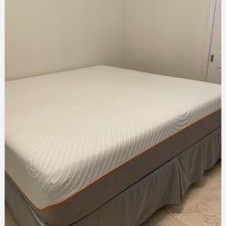 Queen Temperpedic mattress and box spring 