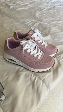 Sketchers Shimmer Away Pink shoes