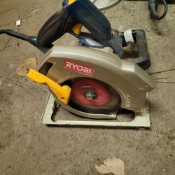 Ryobi 7-1/4 Corded Circular Saw With Laser Light