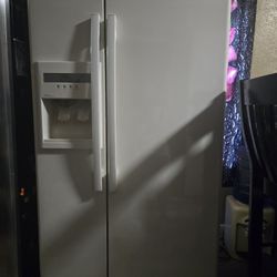 Whirlpool Refrigerator 