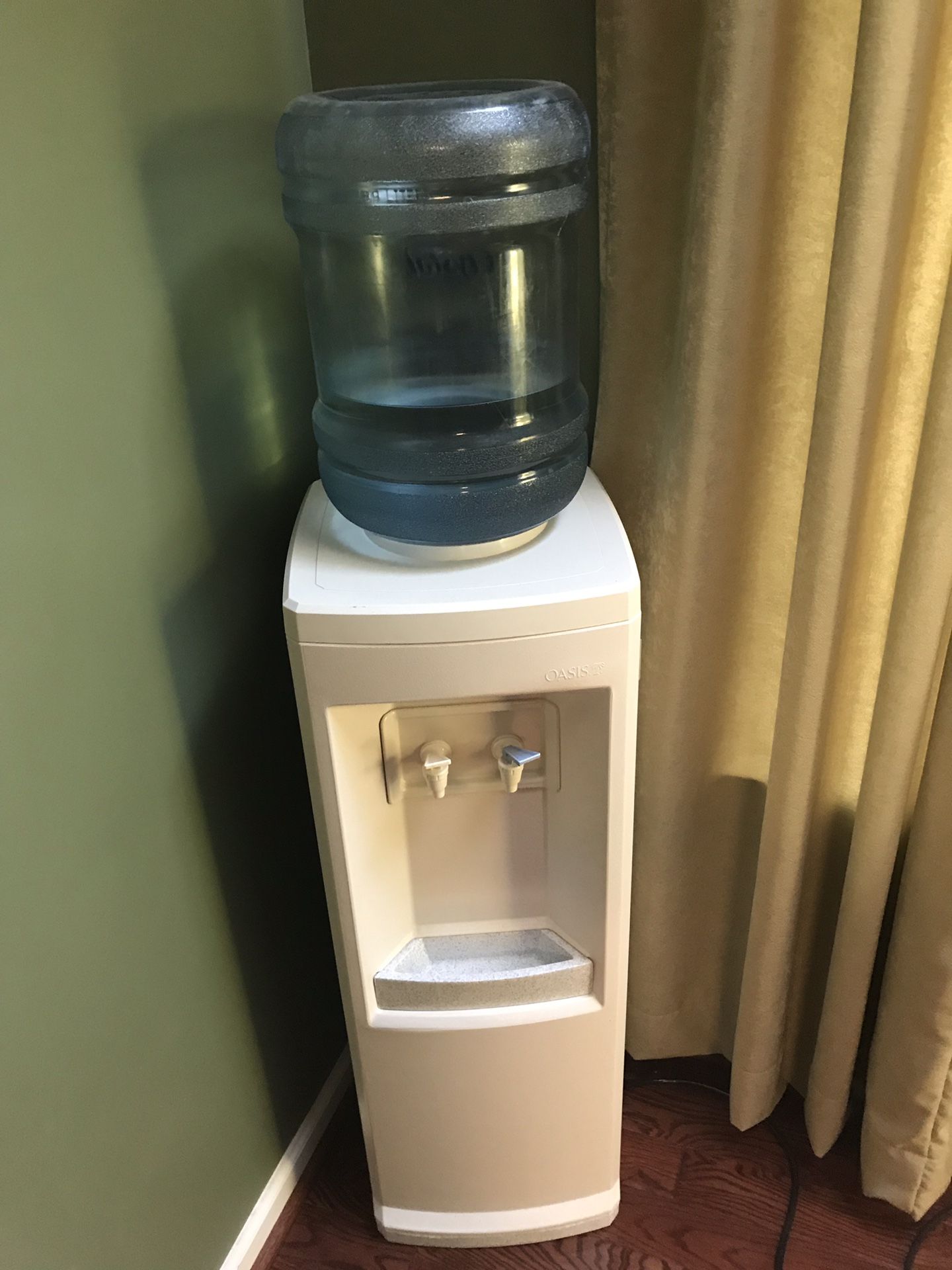 Water dispenser