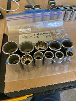11 Craftsman 1/2 drive standard sockets
