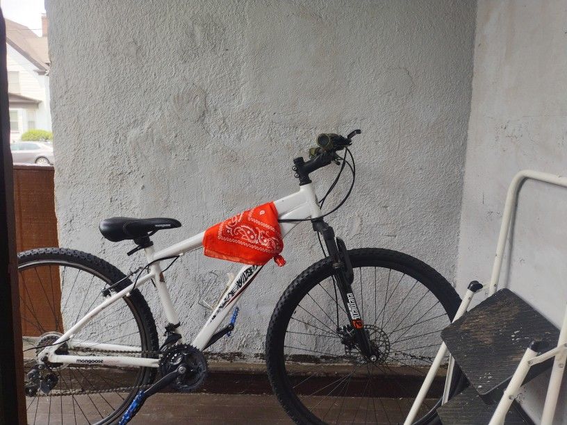 Mongoose Racing Bike