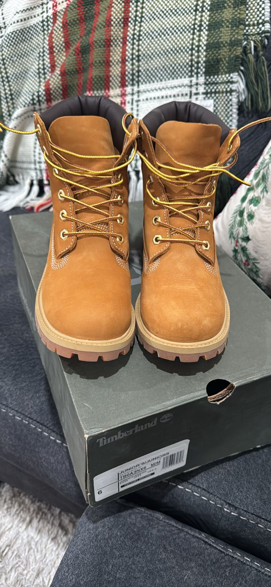Timberland Boots Size 6 Juniors 