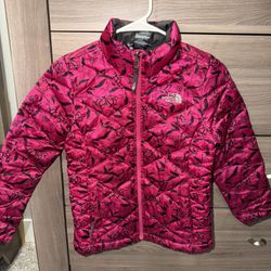 Girls Youth 7/8 Northface Jacket 