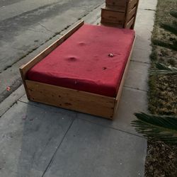 Bottom Of Caption Bed And Stairs Twin