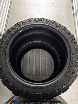 Used Black Bear Rugged Terrain

265/50R20
 All Season Rugged Terrain