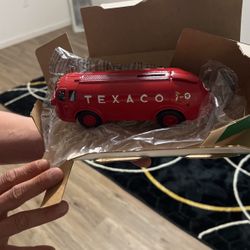 Vintage texaco car