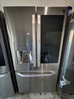 REFRIGERATOR  LG  FRENCH  DOOR  STAINLESS STEEL INSTAN-VIEW  LIKE NEW