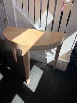 Half circle wood table