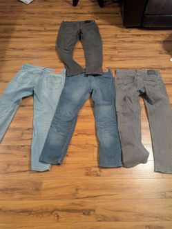 Men's levi jeans