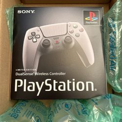 PlayStation DualSense Wireless Controller 