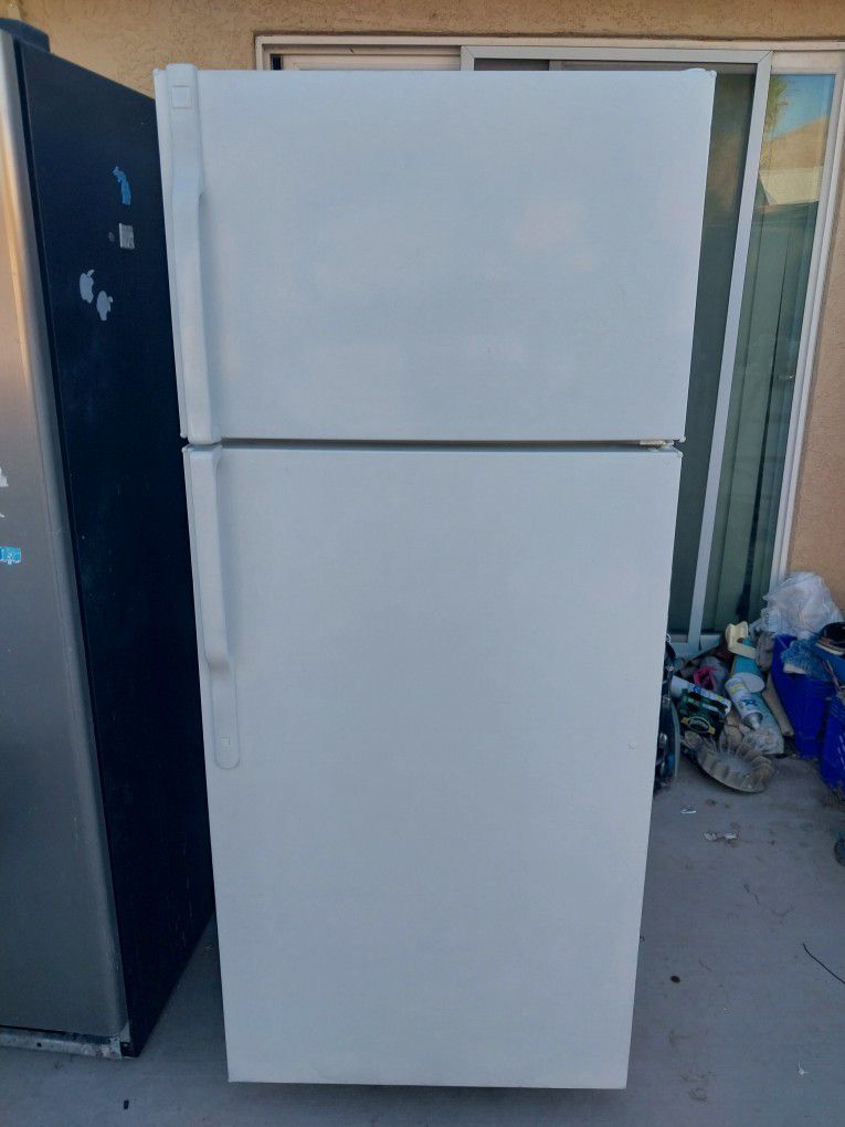 Refrigerator Free Deliver 