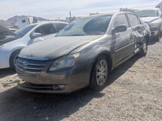 2005 Toyota Avalon PARTS @ U-Pull Auto Parts DD3998