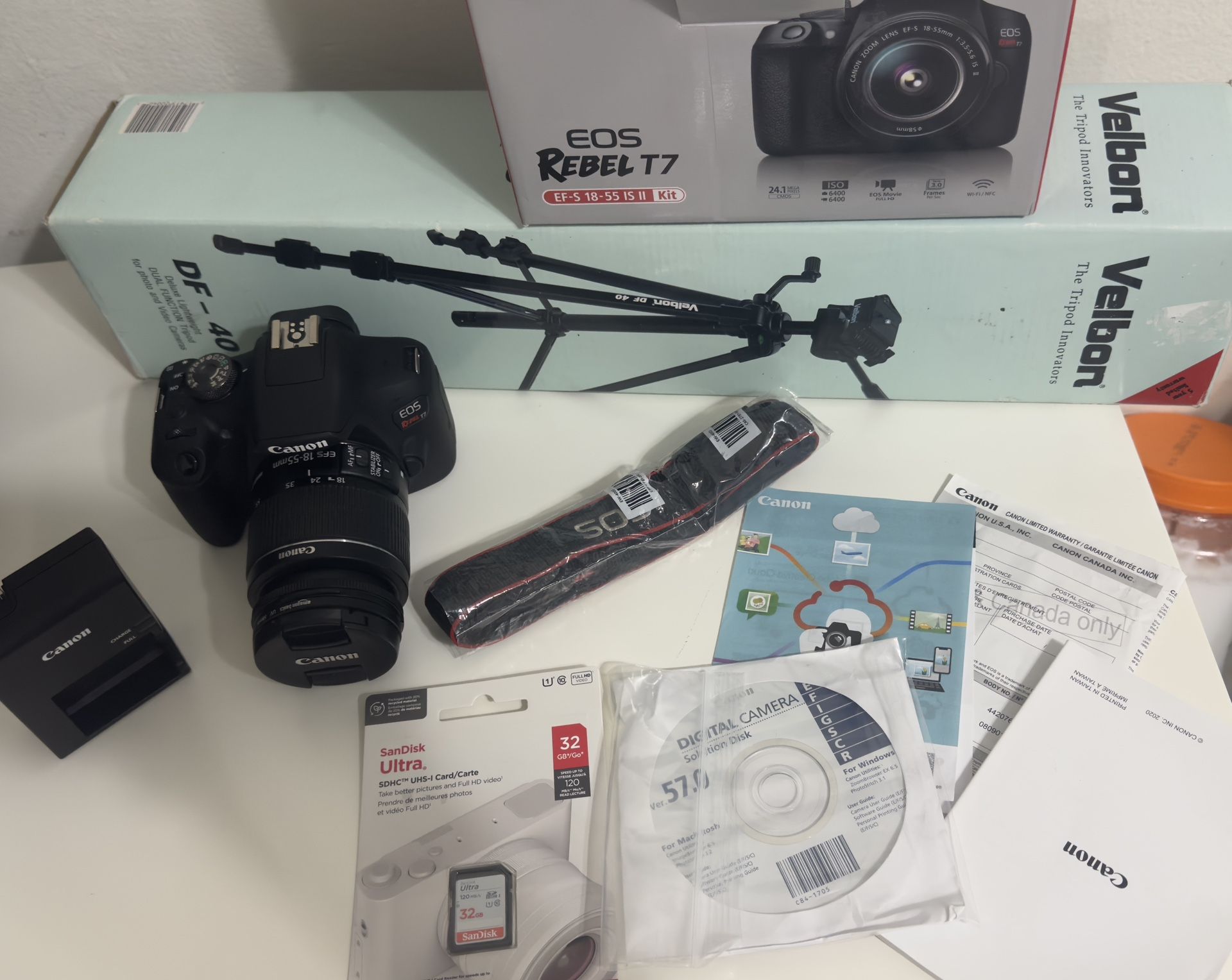 Canon EOS Rebel T7