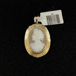 Vintage 10k Pendant 