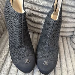 OMG, such cute booties