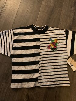 New dockers tee