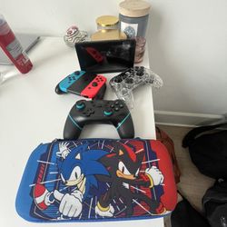 Nintendo Switch (super Smash And Fortnite Downloaded)