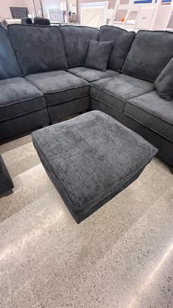SECTIONAL WITH OTTOMAN