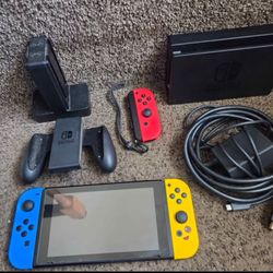 Nintendo Switch 