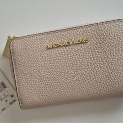 Michael Kors Pink Wallet 