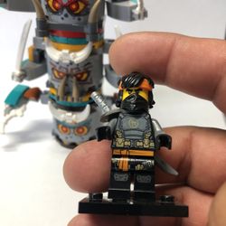 Lego Ninjago Cole And The Keeper’s Village 