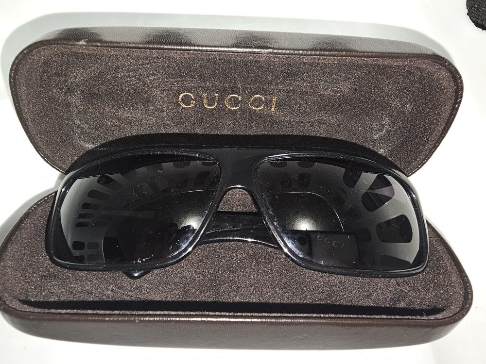 Mens Gucci - Black Sunglasses