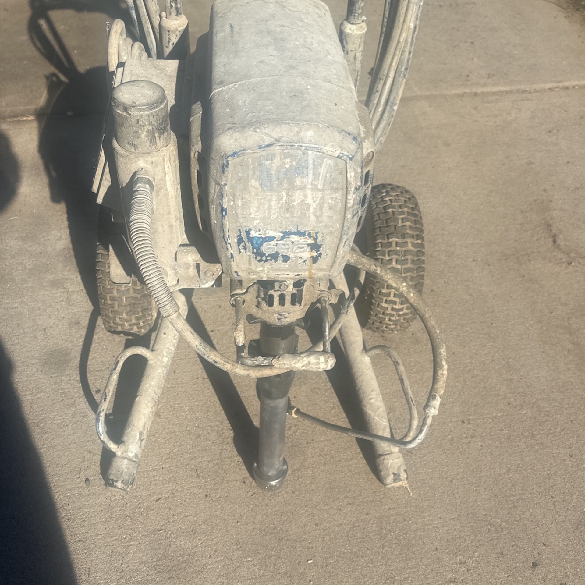 Graco 695 Paint sprayer 