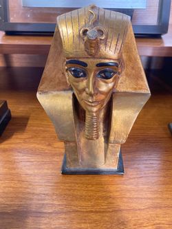 Authentic AGI Pharoah Statue