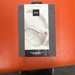 Bose Quietcomfort 45 Headphones New Open Box