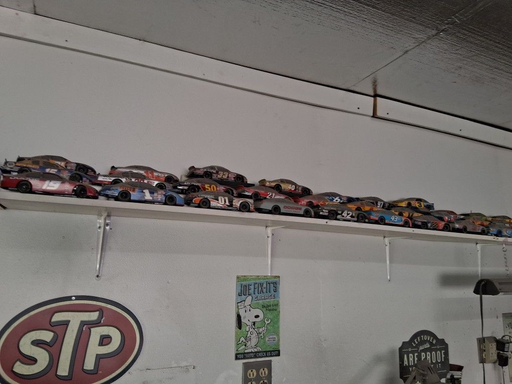 124th Scale NASCAR Cars