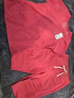 New FIGS One Pocket scrubs top XS and bottom XXS set