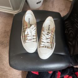 Burberry Check Sneakers 