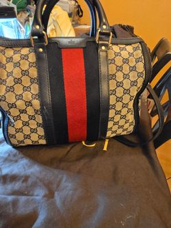 AUTHENTIC GUCCI BOSTON BAG
