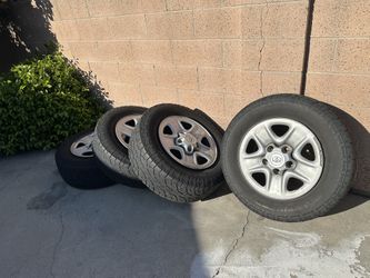 Tires and Rims 275/65/18 Off Toyota Tundra