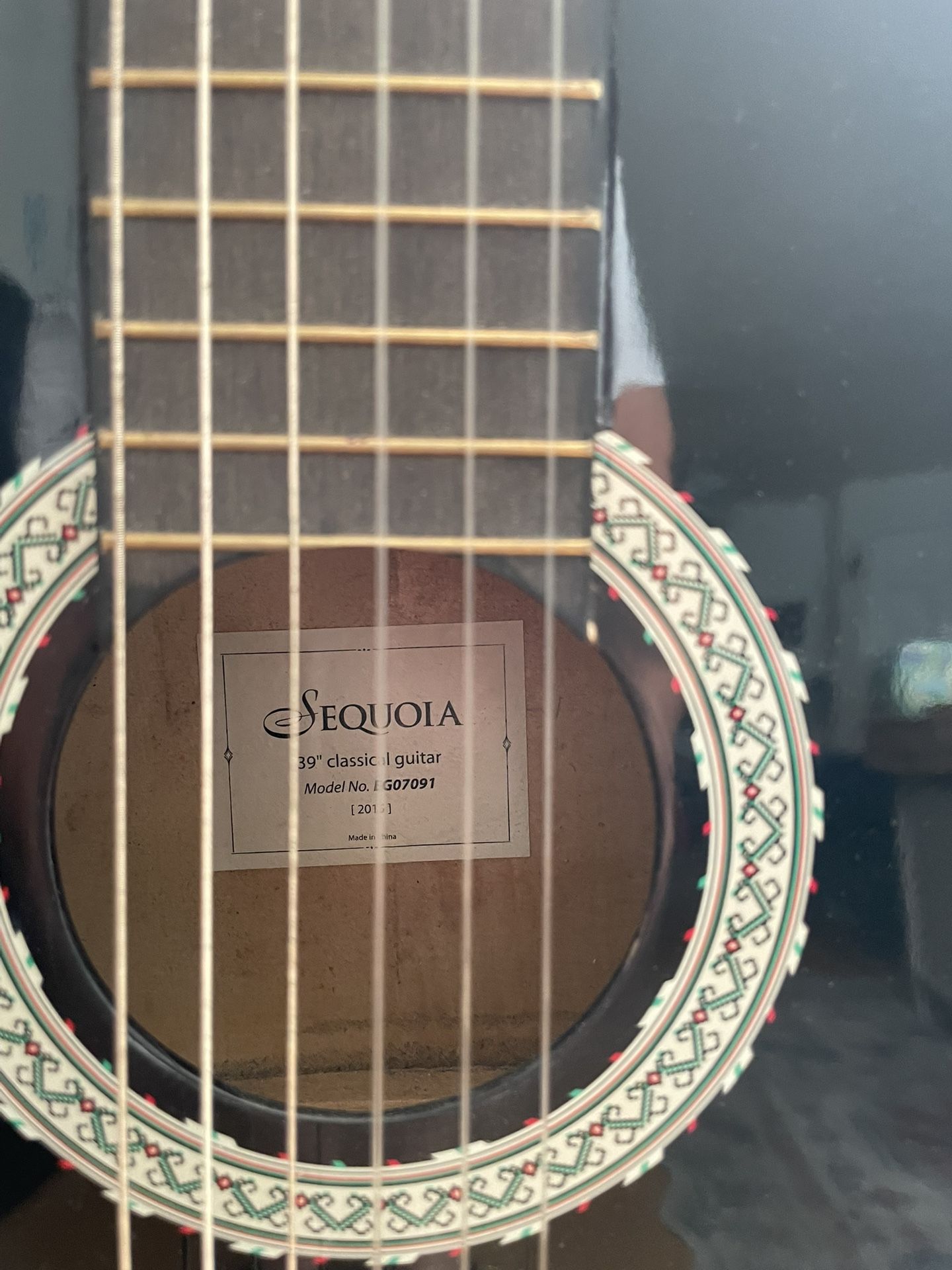 Sequoia 39”Guitar 