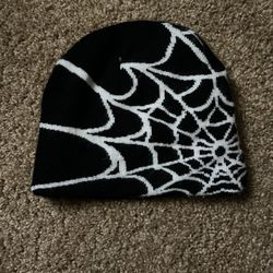 spider beanie  