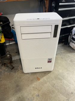 Della 14,000 BTU portable Air, Conditioner, And Heater.