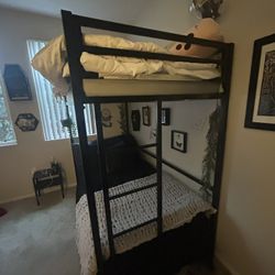 Bunk Bed And Air Mattress 